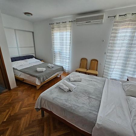 Guest House Mamut Kaštela Eksteriør billede