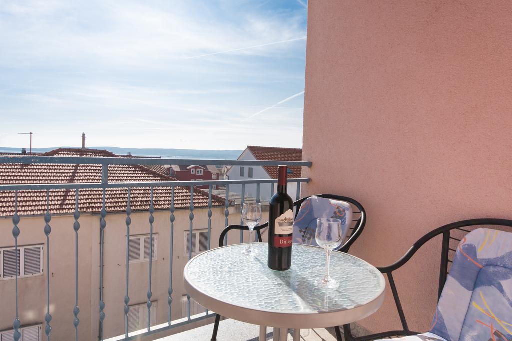 Guest House Mamut Kaštela Eksteriør billede