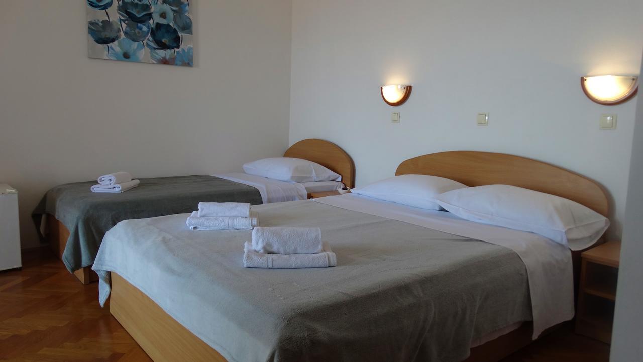 Guest House Mamut Kaštela Eksteriør billede