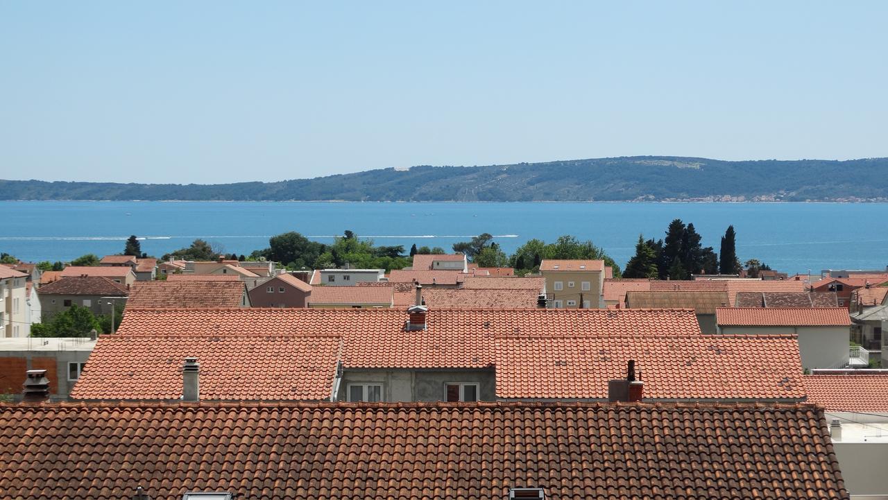 Guest House Mamut Kaštela Eksteriør billede