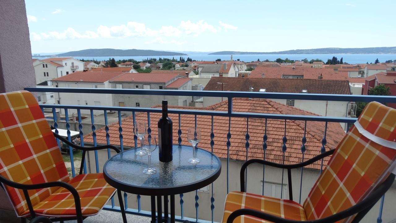 Guest House Mamut Kaštela Eksteriør billede